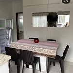 Valéria Costa dos Santos